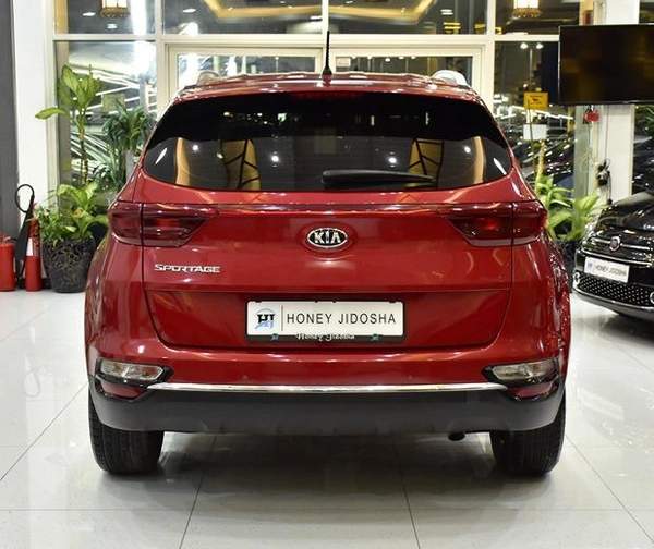 KIA Sportage ( 2021 Model ) in Red Color GCC Specs