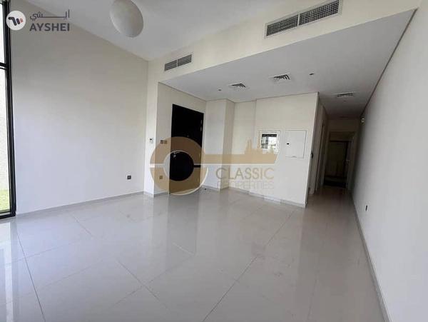 Spacious 3 Bedroom Townhouse | Vacant Now