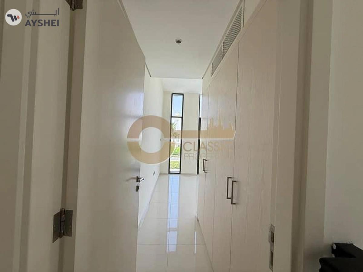 Spacious 3 Bedroom Townhouse | Vacant Now-7-7