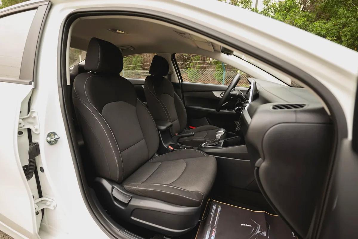 AED 649/month | Cerato LX | GCC Specs | REF#K56172-10-10