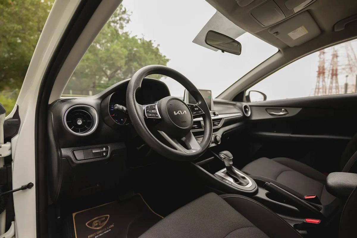 AED 649/month | Cerato LX | GCC Specs | REF#K56172-13-13