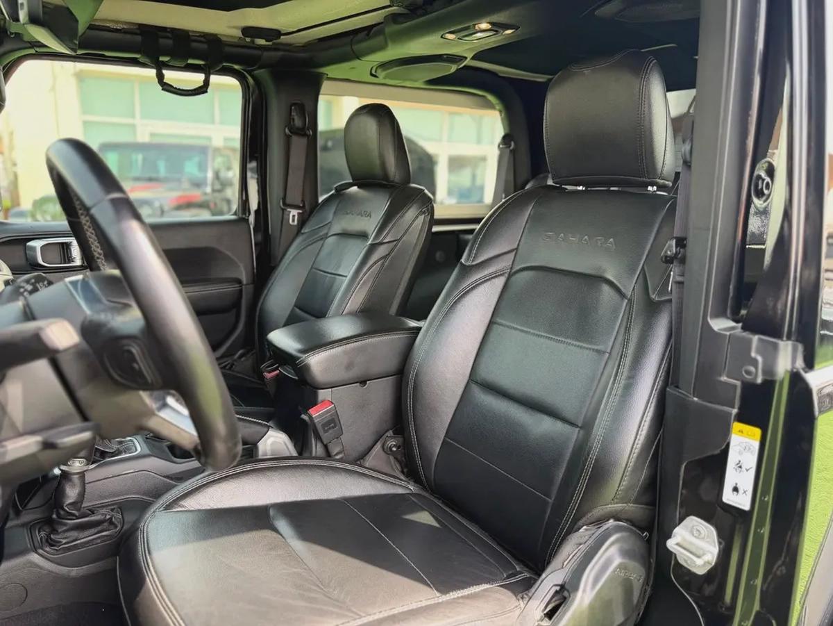 (2020) JEEP WRANGLER //SAHARA// GCC FULL OPTION -EXCELLENT CONDITION--9-9