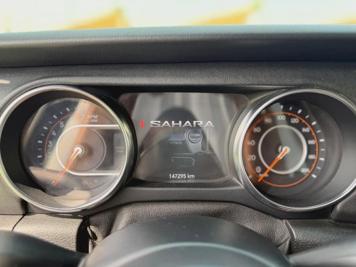 (2020) JEEP WRANGLER //SAHARA// GCC FULL OPTION -EXCELLENT CONDITION--10-10