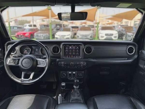 (2020) JEEP WRANGLER //SAHARA// GCC FULL OPTION -EXCELLENT CONDITION-
