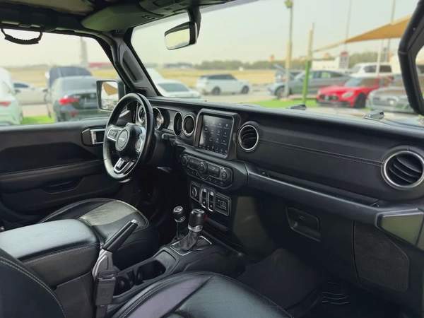 (2020) JEEP WRANGLER //SAHARA// GCC FULL OPTION -EXCELLENT CONDITION-