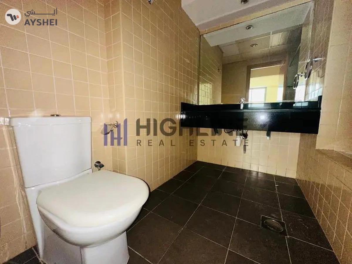 Family Building | Vacant | Semi Closed Kitchen-12-12