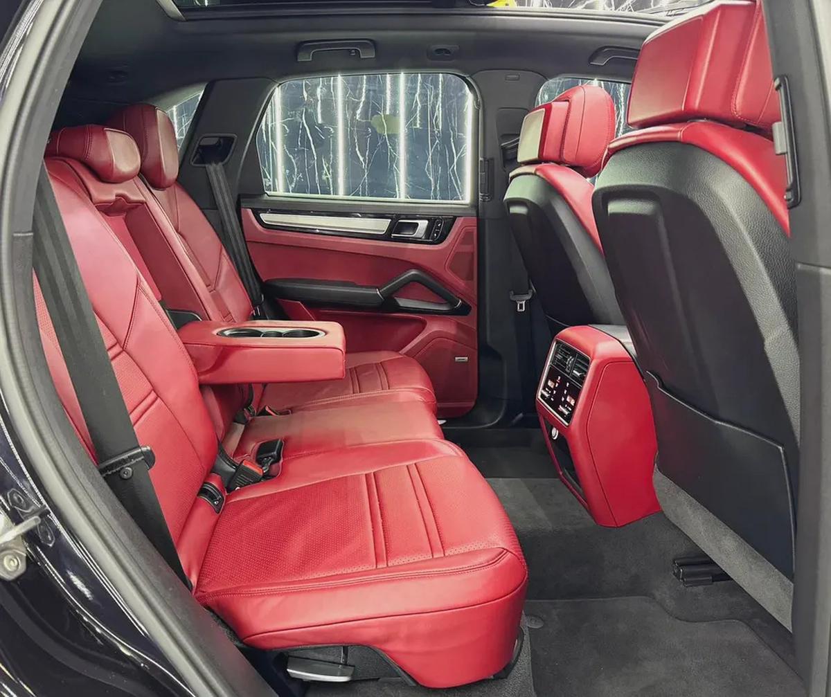 Porsche Cayenne S 2019 GCC specs for 179,000.00 AED-18-18