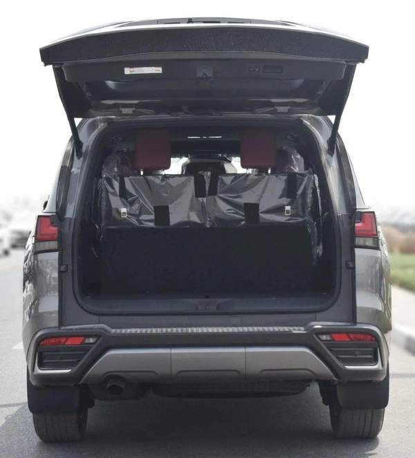 Lexus LX 600 LEXUS LX 600 Signature 3.5L