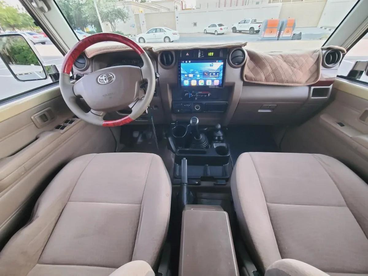 2019 Toyota Land Cruiser 79 Series - DIESEL - GCC Specs-3-3