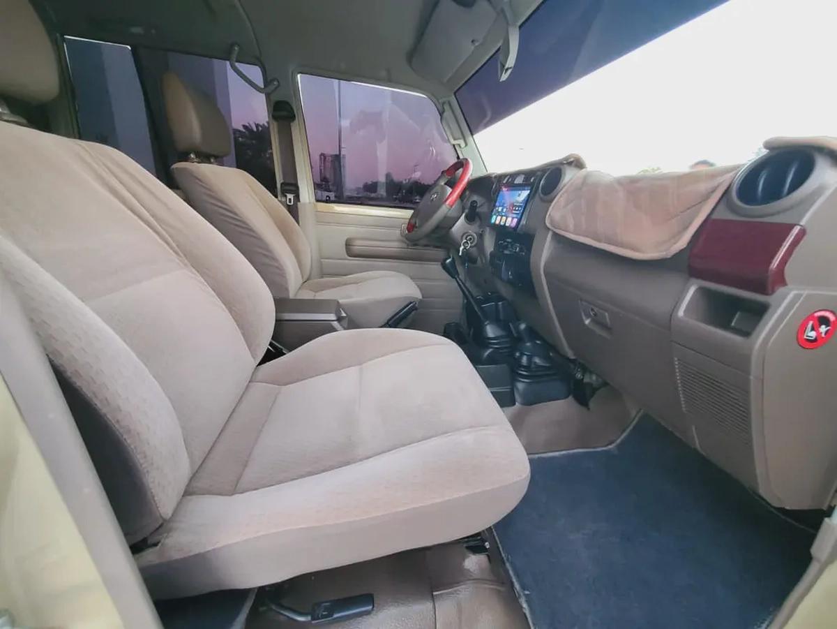 2019 Toyota Land Cruiser 79 Series - DIESEL - GCC Specs-4-4