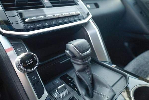 Toyota Land Cruiser GXR2 3.3L