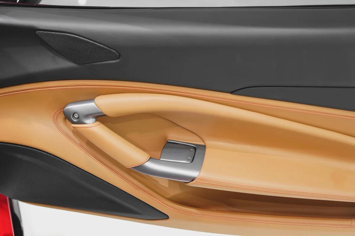 Ferrari F8 Spider-10-10