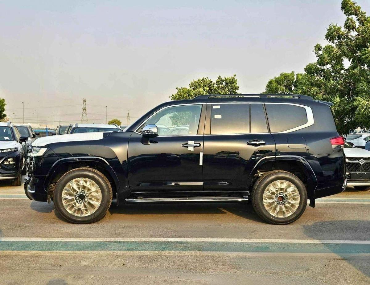Toyota Land Cruiser VXR TWIN TURBO FULL OPTION | 3.5L V6 PETROL A/T 4WD 2026 (EXPORT ONLY AFRICA )-5-5