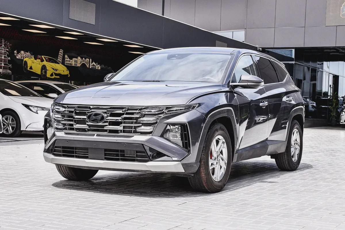 Hyundai Tucson 2024 | Korean Specs | Clean Title | 7K KM | Gray | هيونداي توسان 2024 وارد كوري-0-0