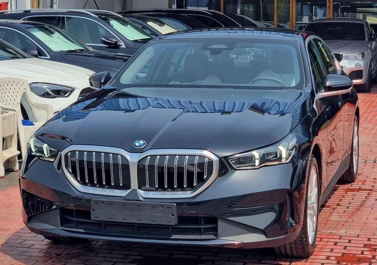 BMW 520i Under Warranty & Service 2026 GCC-0-0