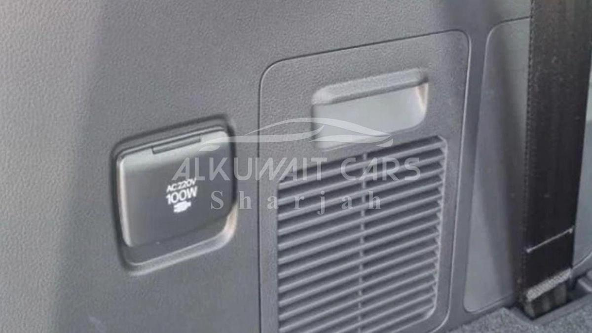 Toyota Land Cruiser TOYOTA LAND CRUISER LC300 GXR 4.0P AT MY2025-9-9
