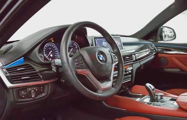 2018 II BMW X6 II 4.4L II V8 II GCC II LOW MILAGE II FULL OPTION