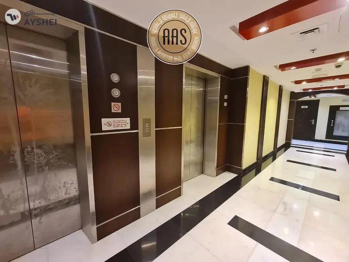 In prime location Chiller free fully furnished luxurious 1bhk with all amenities-13-13