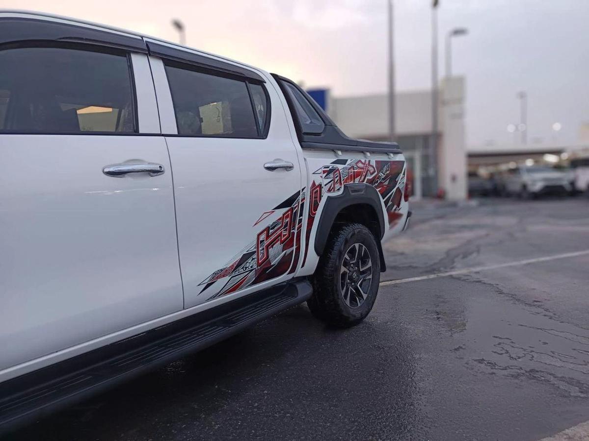 Toyota Hilux TOYOTA HILUX Adventure 2022 V4 best price Quantities available!!!!!!!!-9-9