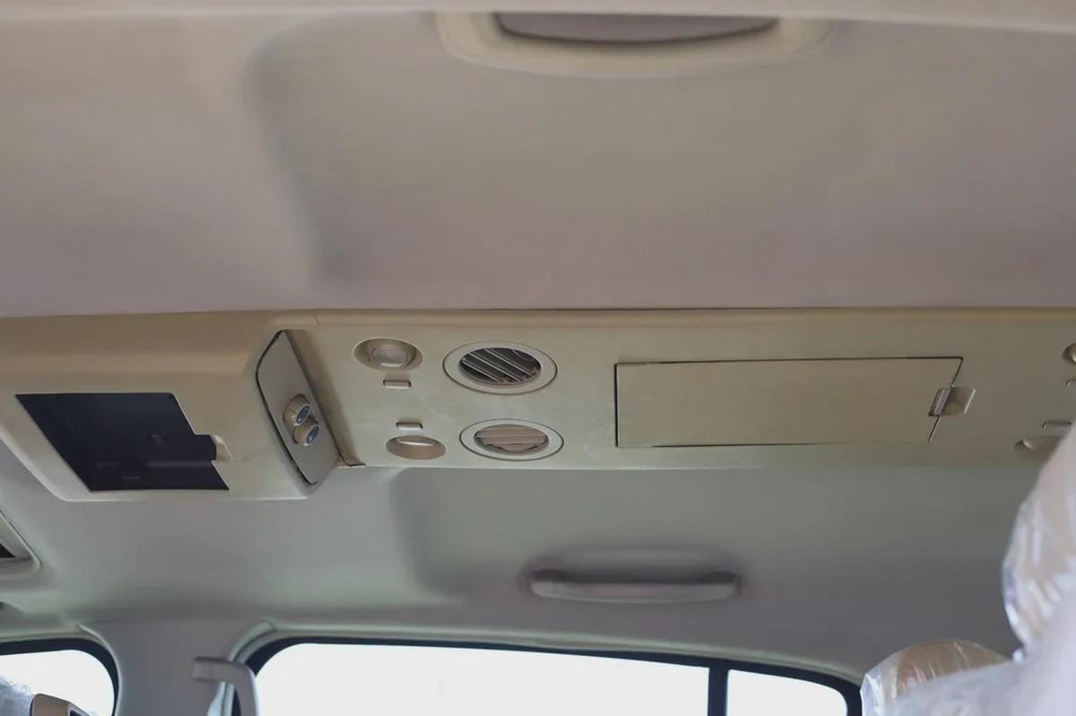 Used Nissan Armada 5.6 Platinum 2007-1-1