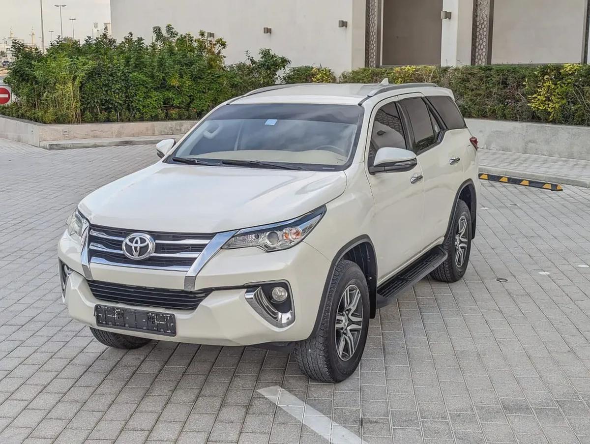 TOYOTA FORTUNER 2020 GXR V6 4.0L GCC IN EXCELLENT CONDITION-1-1
