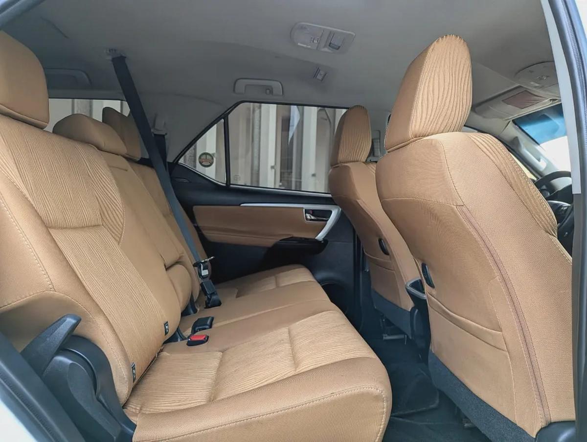 TOYOTA FORTUNER 2020 GXR V6 4.0L GCC IN EXCELLENT CONDITION-3-3