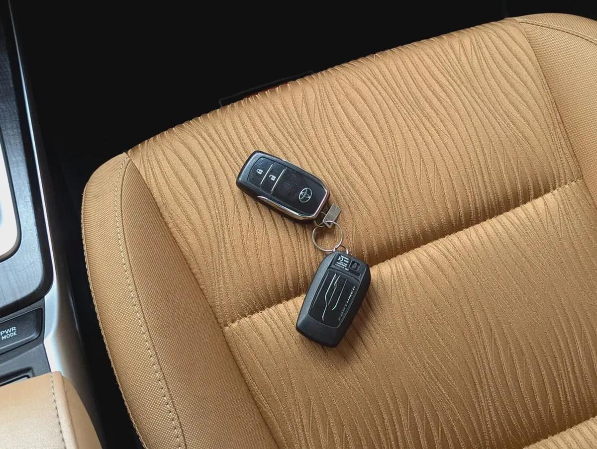 TOYOTA FORTUNER 2020 GXR V6 4.0L GCC IN EXCELLENT CONDITION-5-5