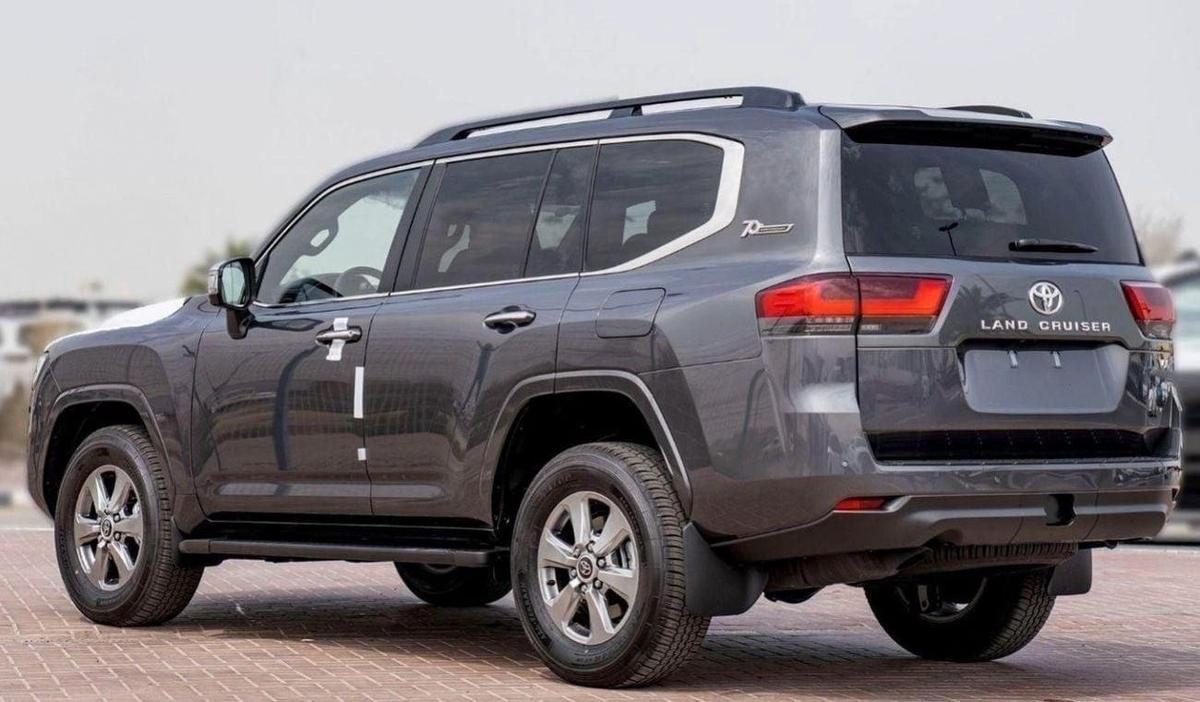 Toyota Land Cruiser LC300 VX 3.5P AT MY2024 – GREY-2-2