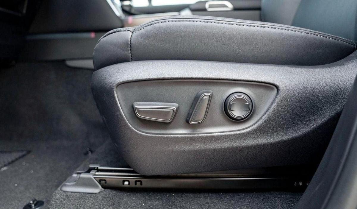 Toyota Land Cruiser LC300 VX 3.5P AT MY2024 – GREY-14-14