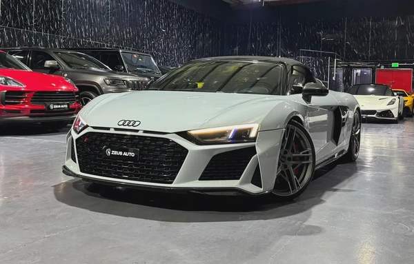 Audi R8 2019 ,5.2L V10,Suzuka Grey,European specs for 320,000.00 AED