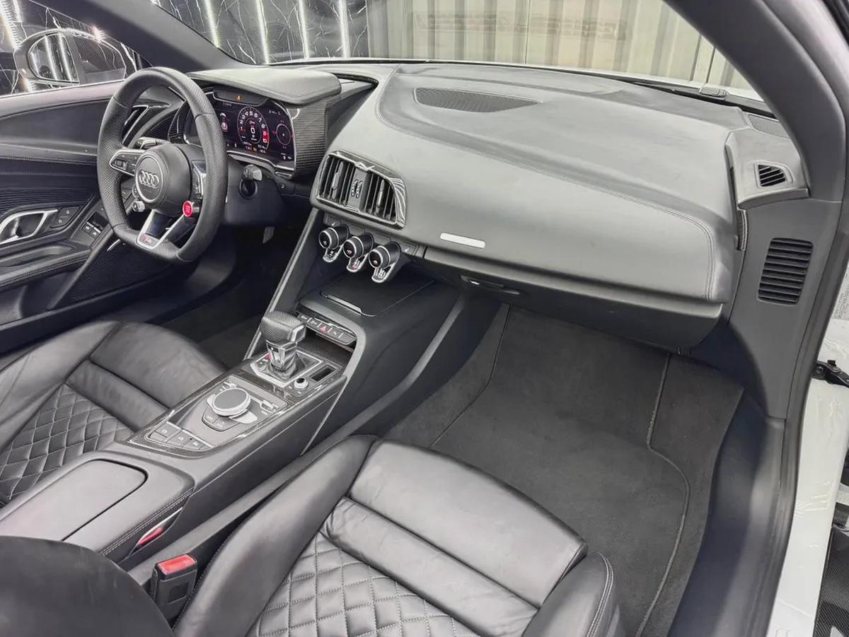 Audi R8 2019 ,5.2L V10,Suzuka Grey,European specs for 320,000.00 AED-11-11