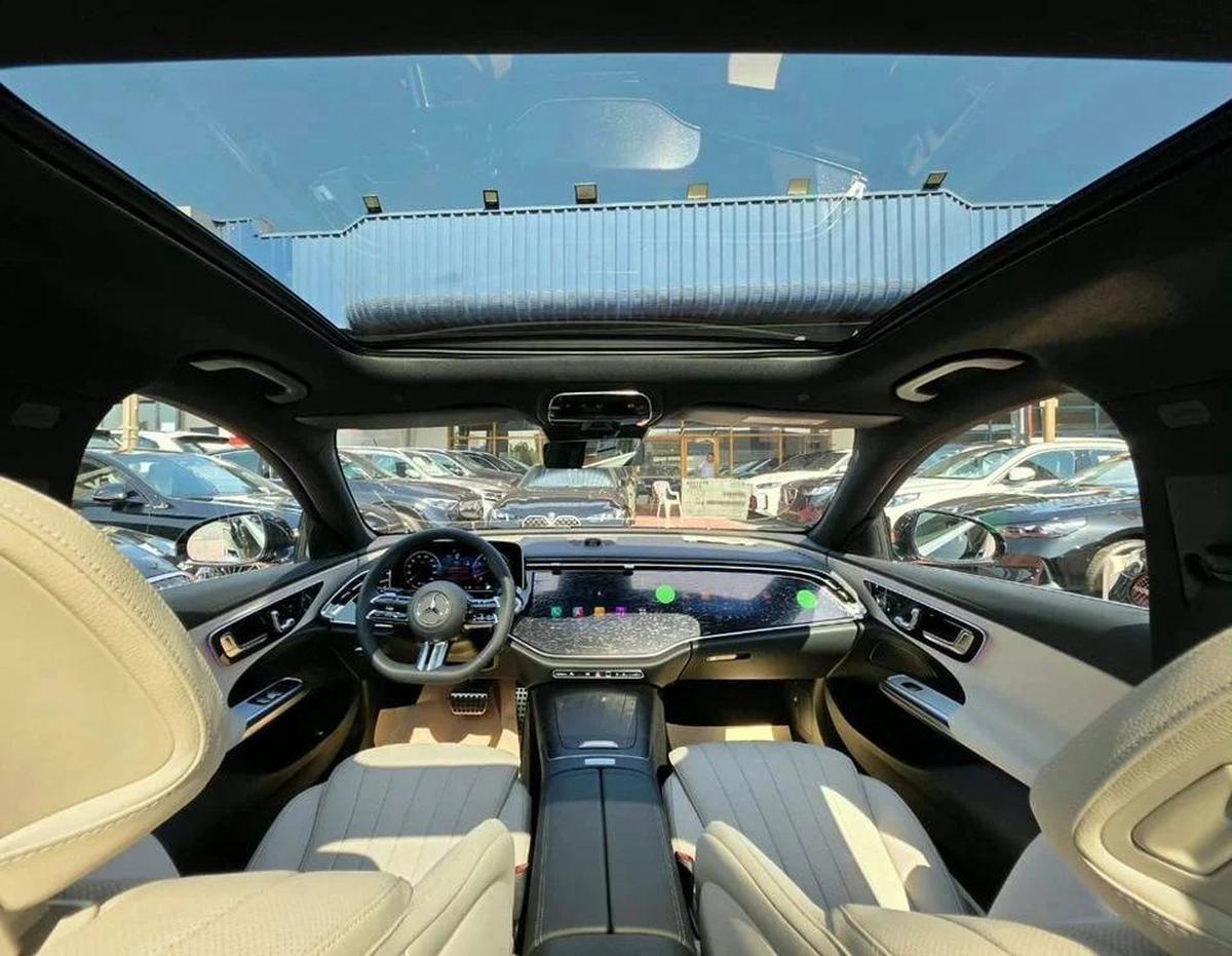 Mercedes-Benz E200 AMG Under Agency Warranty 2026 GCC-5-5