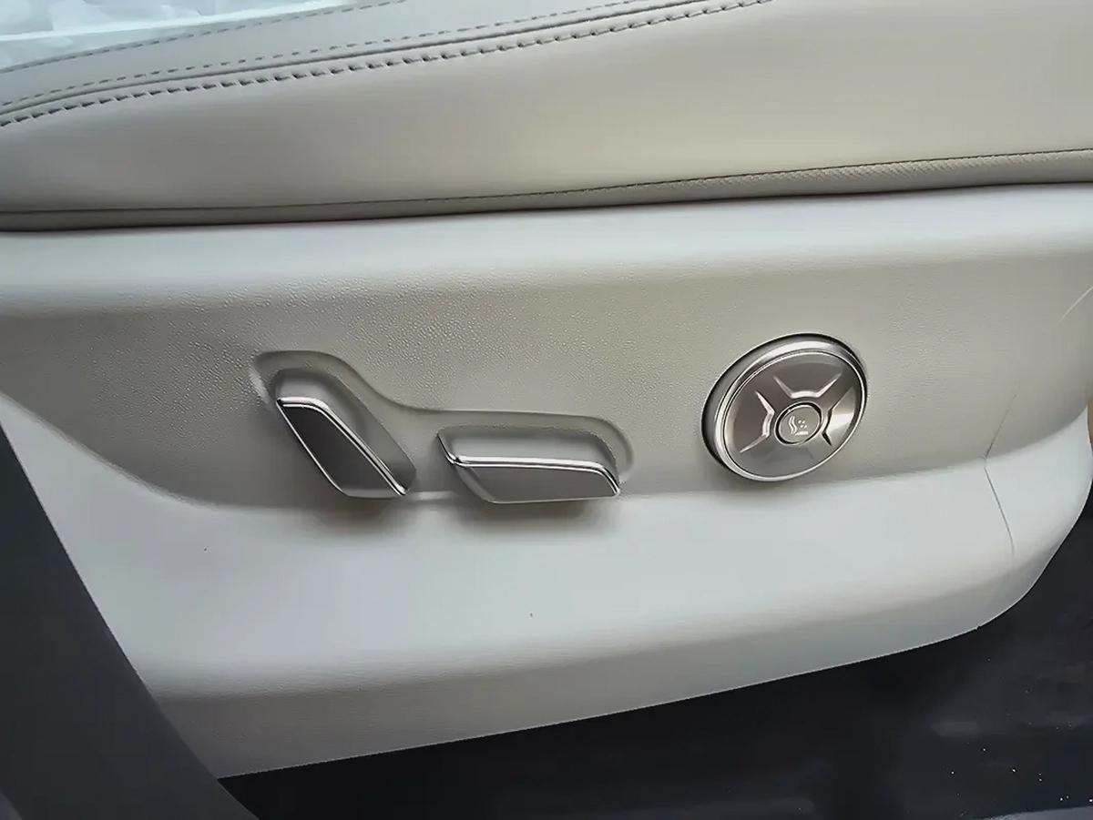 BYD Leopard Titanium 7 4WD Ultra 2025 - GCC/UAE - Chinese Specs-11-11