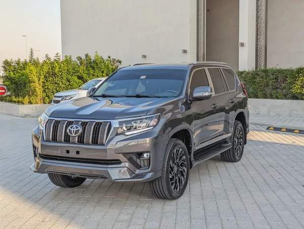 TOYOTA PRADO 2014 FACELIFTED 2023 WITH INTERIOR AND EXTERIOR GCC V4 2.7L IN EXCELLENT CONDITION
