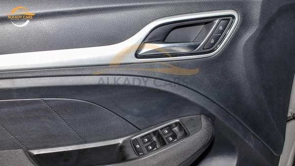 MG ZS 1.5L Comfort 2025 gcc specs