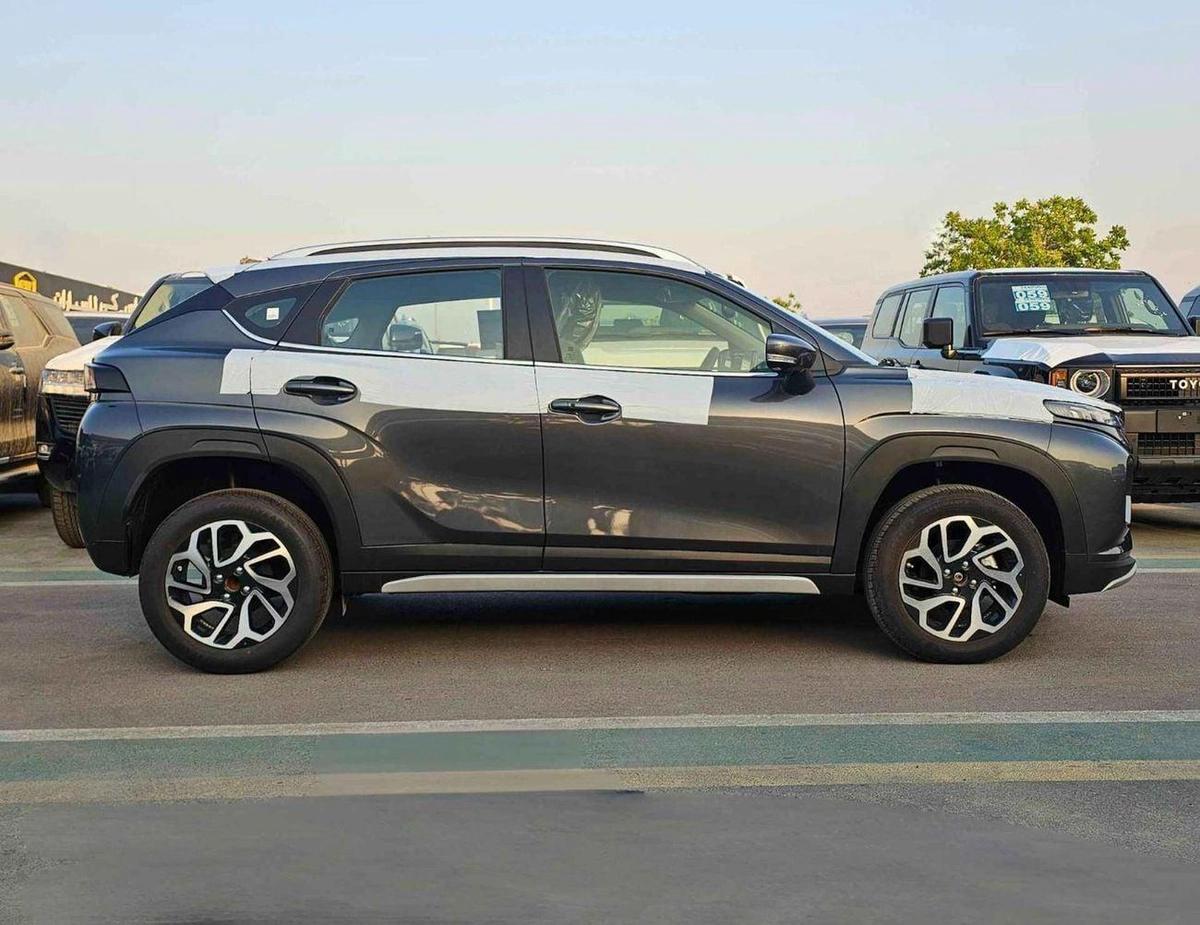 Suzuki Fronx GLX / EURO 5 HYBRID / 1.5L V4 / HEADUP DISPLAY / 360* CAMERAS / " 9" DISPLAY AUDIO (CODE # FRHGLX)-1-1