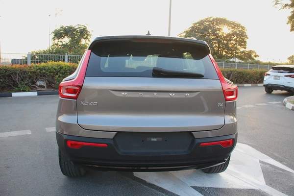 Volvo XC40 T4 R-design 2022, EMI (1095x60) Bank finance! Full agency history! Perfect condition!