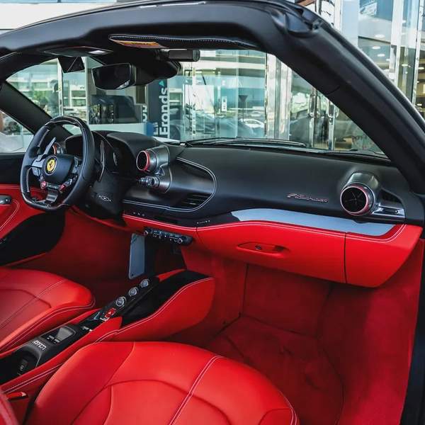 2023 FERRARI F8 SPIDER DONE ONLY 2000KM