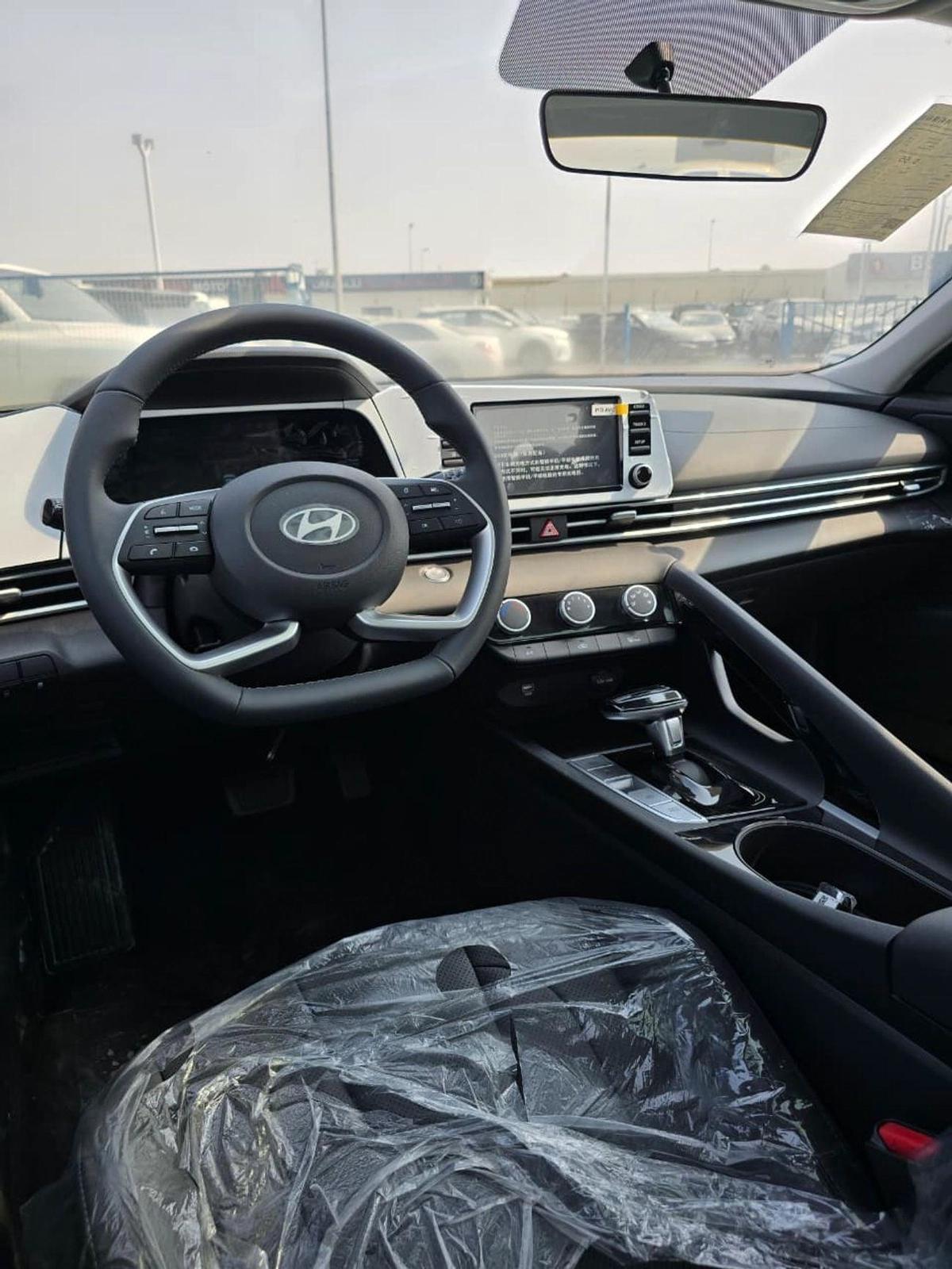 Hyundai Elantra 1.5L-6-6