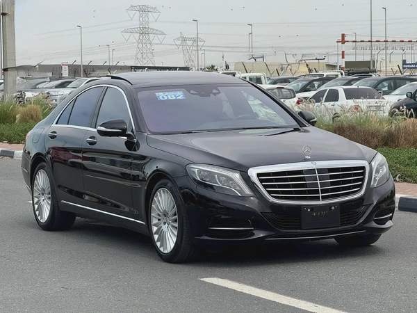 Mercedes-Benz S-Class S 400 2015 - Japanese Specs Auction Grade 4.5/B MINT CONDITION CAR