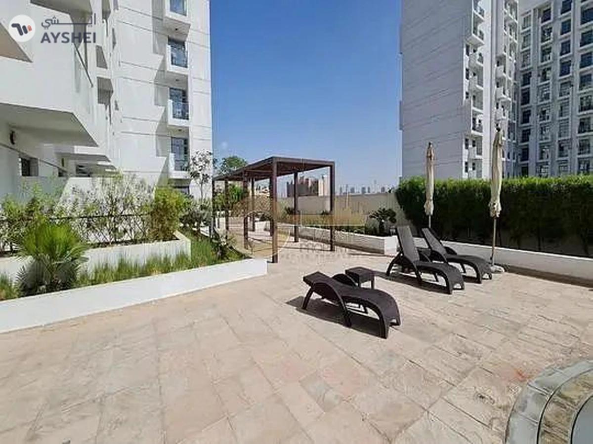 SPACIOUS 1 BED APT FOR SALE | VACANT | FURNISHED-0-landscape