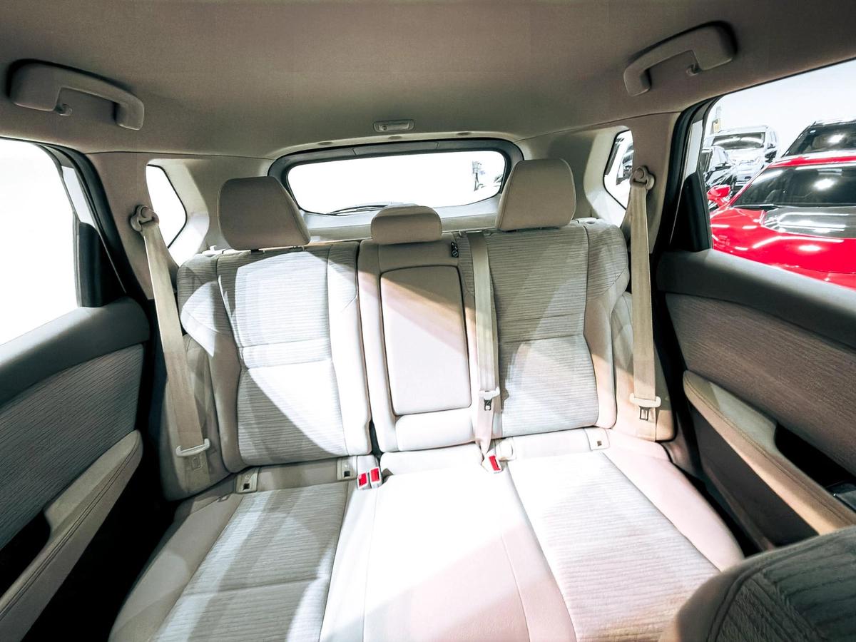 Massive Price Drop!!! // AED 1,100 // 20%DP // 2023 Nissan X-Trail S-2-2