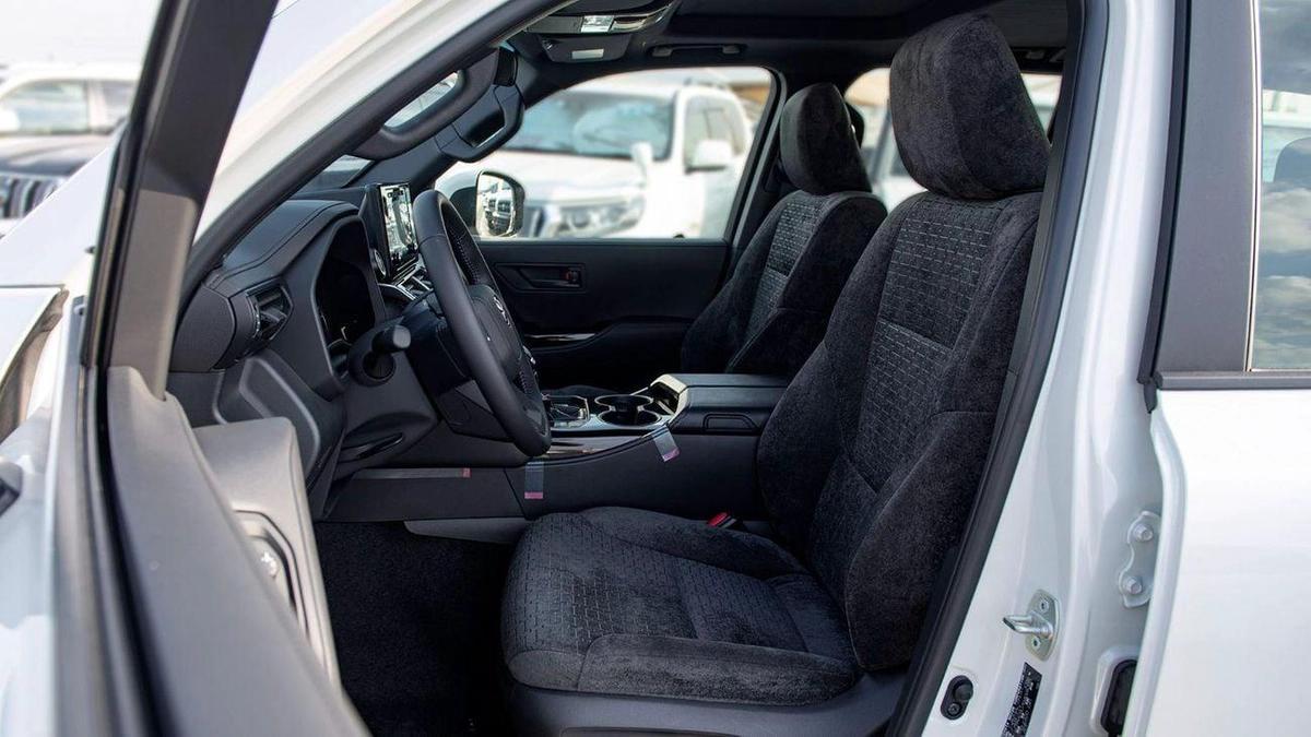 Toyota Land Cruiser GXR 3.3 DIESEL-18-18