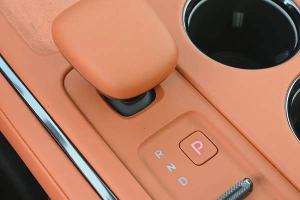 ROX Adamas 7St 1.5L Hybrid 4WD - 2026 - ضمان الوكيل