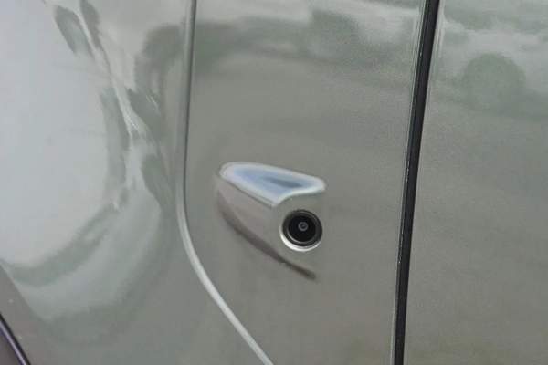 ROX Adamas 7St 1.5L Hybrid 4WD - 2026 - ضمان الوكيل