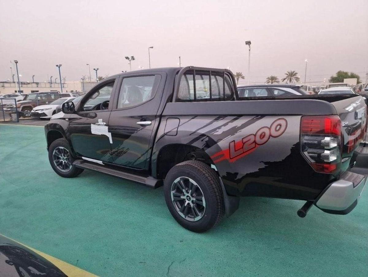 Mitsubishi L200 L200 Full Option 4WD Manual Diesel-1-1