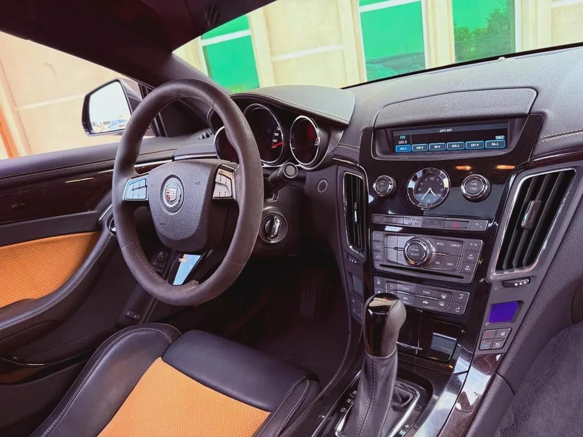 كاديلاك CTS V خليجي موديل 2013 فل اوبشن-7-7