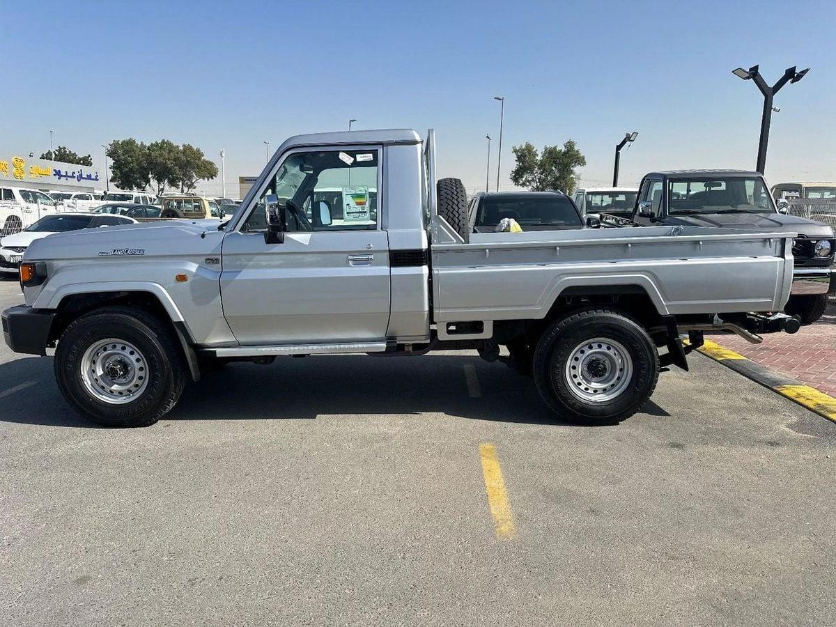 Toyota Land Cruiser Pick Up Std 4.0L Single Cab Utility 4WD-12-12