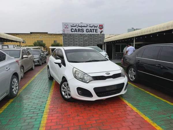 2014 Kia Rio Base - GCC Specs