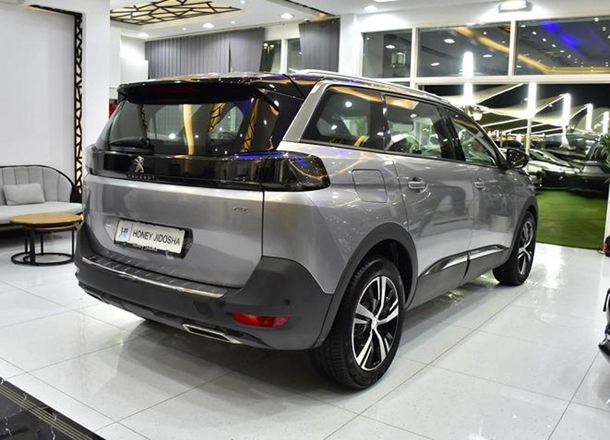 Peugeot 5008 GT ( 2024 Model ) in Silver Color GCC Specs-4-4